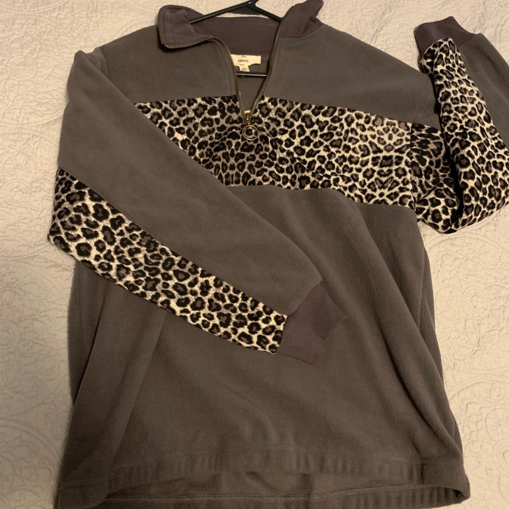 Leopard Quarter Zip Sweatshirt Size M
